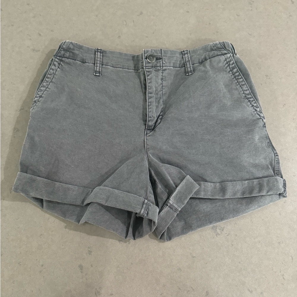 Old Navy Womans Everyday Shorts
